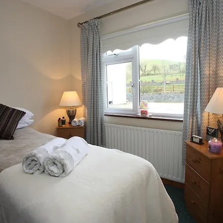 Avondale Farmhouse Pettigoe