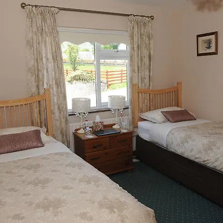 Bed & Breakfast Avondale Farmhouse 3*