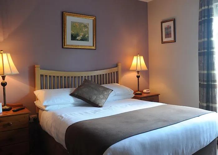 Avondale Farmhouse Bed & Breakfast
